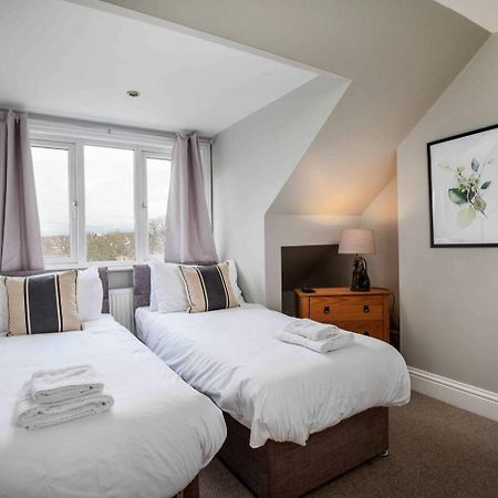 Stylish & Spacious 3 Bed Apartment With Parking Sheffield Exterior foto