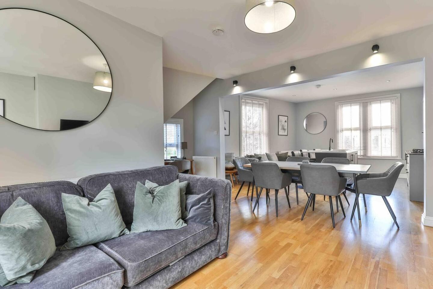 Stylish & Spacious 3 Bed Apartment With Parking Sheffield Exterior foto