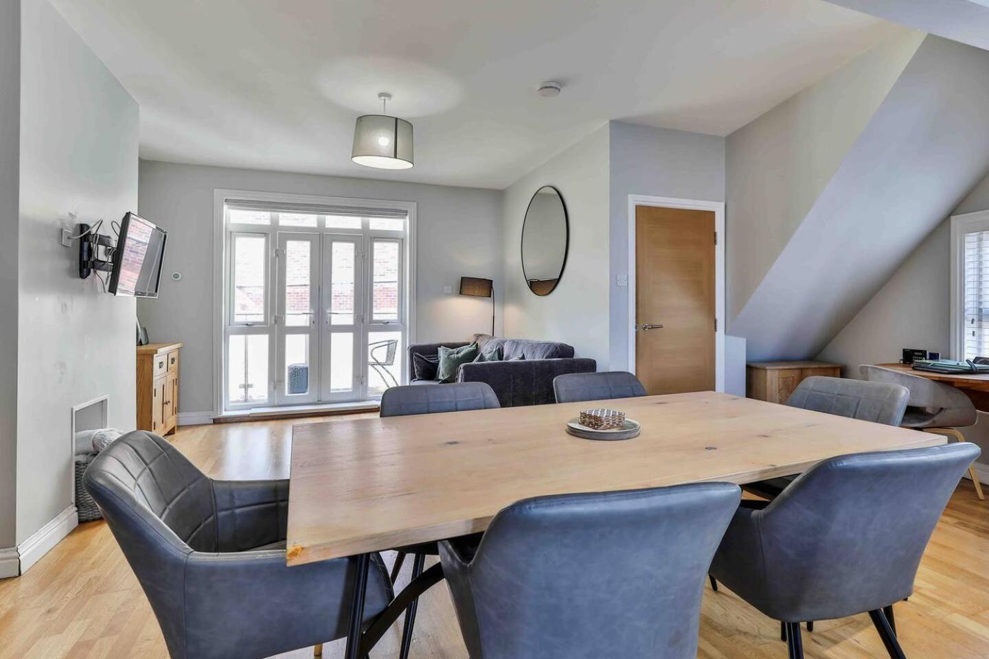 Stylish & Spacious 3 Bed Apartment With Parking Sheffield Exterior foto